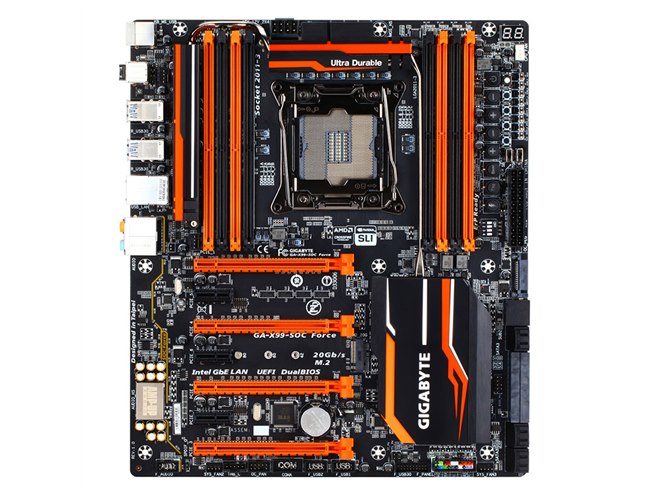 GIGABYTE、4本のビデオカードを搭載できるX99マザー5機種 - 価格.com