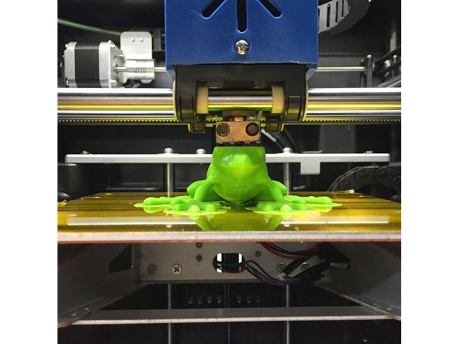 プリンタス、59,800円の家庭用3Dプリンター「CUBIS」 - 価格.com