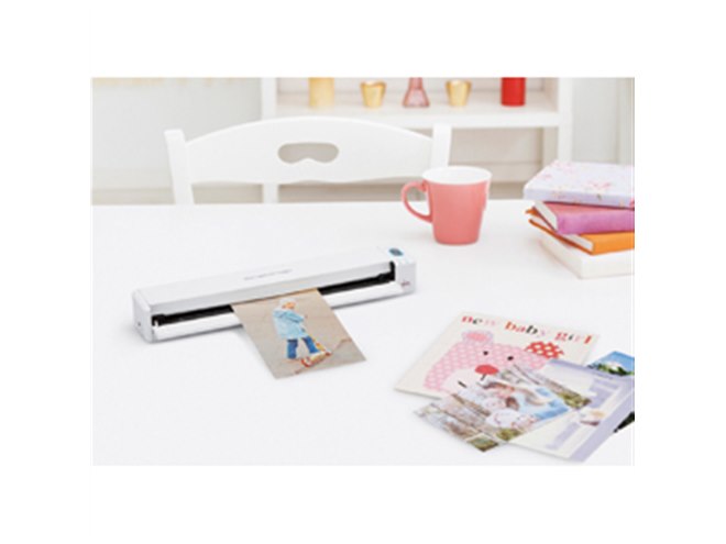 PFU　ScanSnap　iX100　モバイルスキャナ ScanSnap iX100｜PFUダイレクト