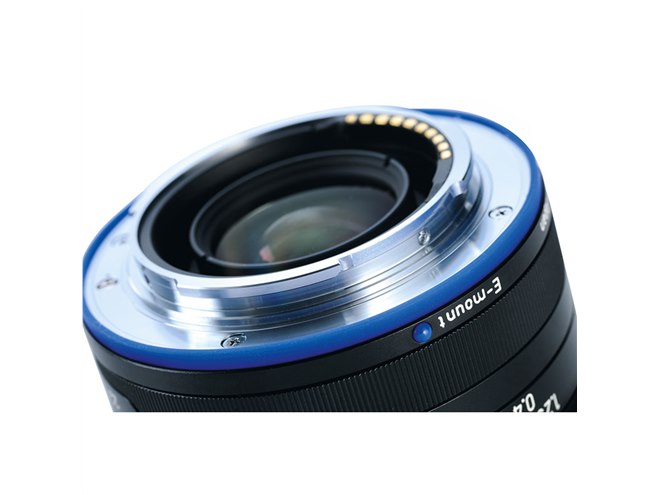 カールツァイス、Eマウント用レンズ「Loxia 2/35」を12/12発売 - 価格.com