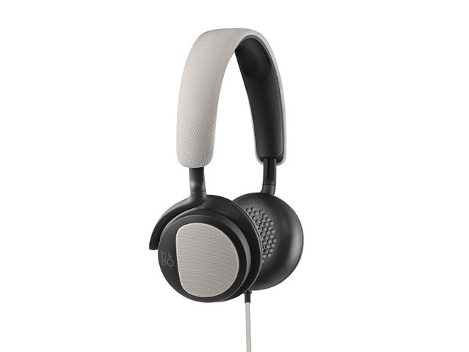 ヘッドホン Bang&Olufsen B&O PLAY Beoplay H2 B&O Play、「服のような質感」の密閉型ヘッドホン「BeoPlay H2