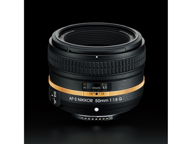 ニコン、ゴールドパーツ採用「Df ブラック Gold Edition」を12/24発売