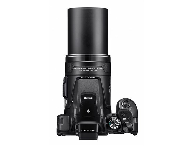 1cmまで寄れて83倍ズームも可能な「Nikon COOLPIX P900