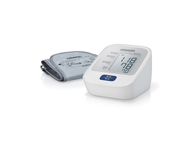 オムロン、幅103mmのコンパクトな上腕式血圧計 - 価格.com