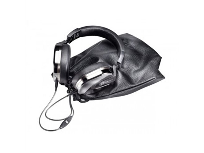 ULTRASONE、カーボンパネル採用ヘッドホン「Edition8 Carbon」 - 価格.com