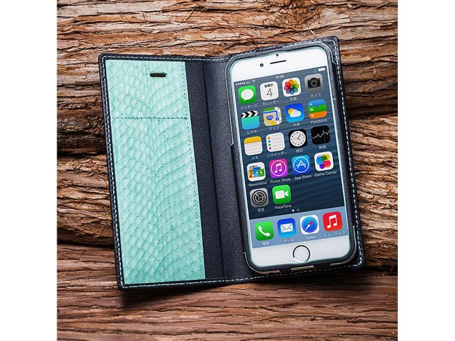 坂本ラヂヲ、スネークレザーを使ったiPhone 6/6 Plus用ケース - 価格.com