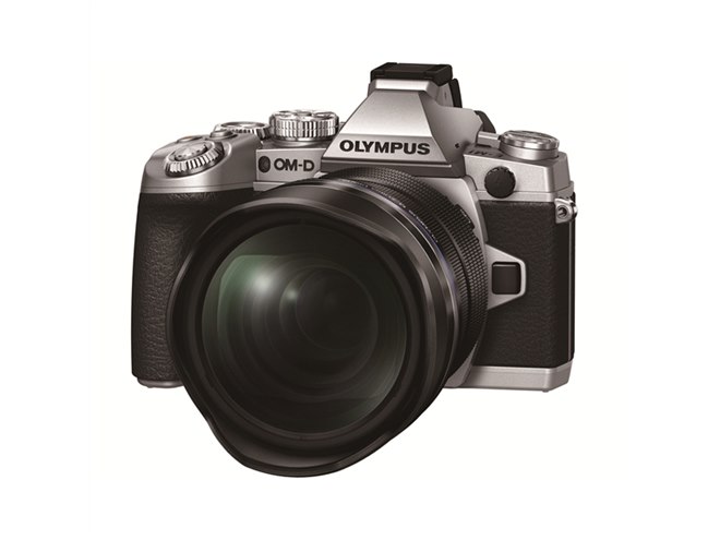 オリンパス、全域F2.8の大口径超広角ズームレンズを6/26発売