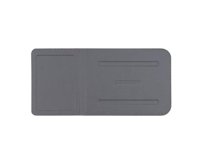 バッファロー、「おもいでばこ」専用のバックアップHDDキット