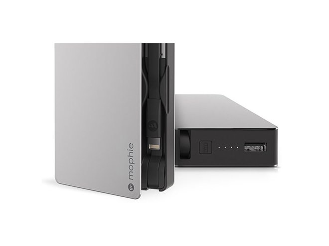 mophie、7000mAhでLightningとUSBケーブルを内蔵したモバイル