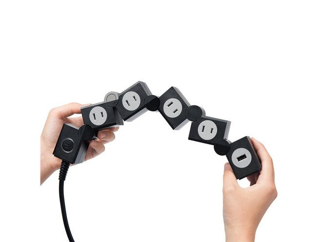 サンワ、くねくね曲げられる電源タップ「TAP-B51」 - 価格.com