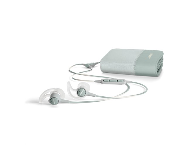 BOSE、ボーズ史上最小サイズで防滴仕様のイヤホン「SoundTrue