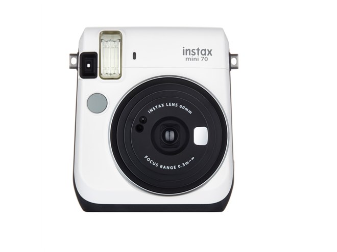 富士フイルム - FUJI FILM INSTAX MINI 70 BLACK チェキ　カメラ Amazon | 富士フイルム(FUJIFILM) インスタントカメラ チェキ