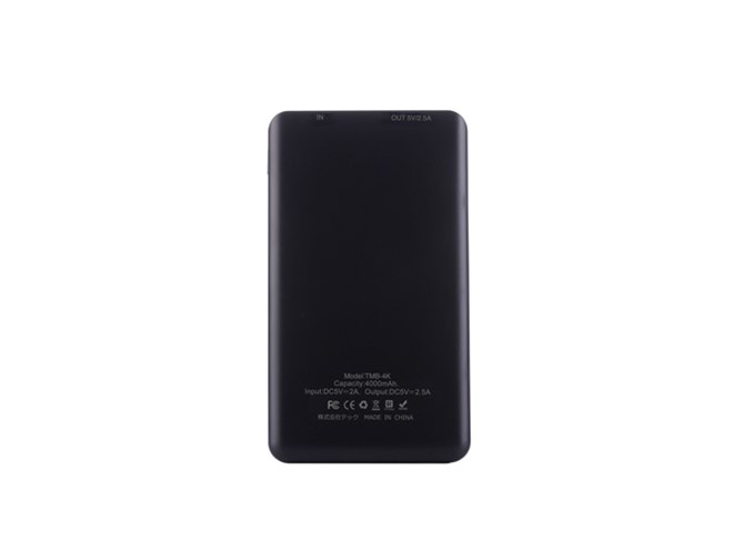 テック、厚さ9.7mmで軽量110gの4000mAhモバイルバッテリー - 価格.com