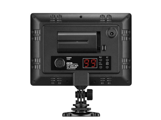 LPL、チップ型LED採用のバッテリー照明「VL-5500XP」 - 価格.com