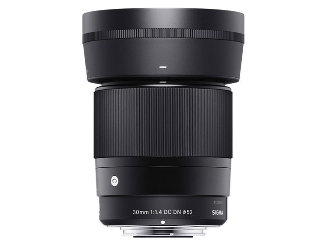 シグマ、開放F1.4で30mmのミラーレス向け大口径標準レンズ - 価格.com