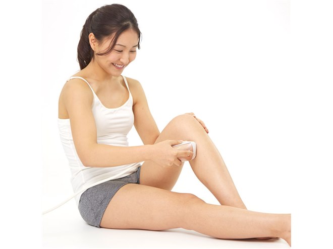 ヤーマン、置き型&交流式で高出力な光美容器「レイボーテ グランデ