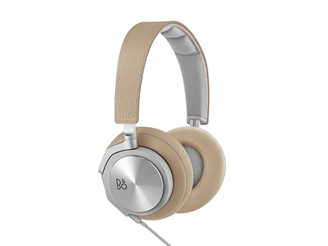 B&O Play、味わいの深まる2種類の牛皮を採用したヘッドホン「H6