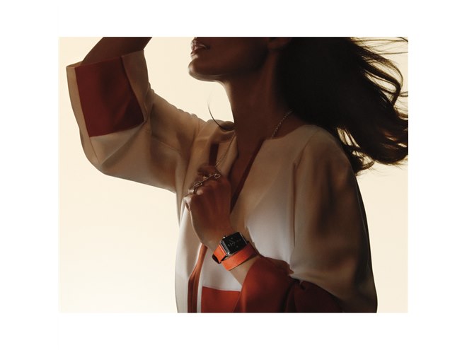 アップル、Apple Watch Hermesのレザーストラップに春の新色を追加