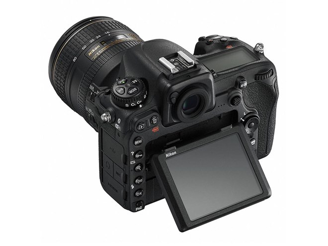 ニコン、APS-C一眼レフ最上位「D500」の発売日を4/28に決定 - 価格.com