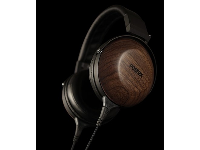 フォステクス、ハウジングに黒胡桃無垢削り出し材採用のヘッドホン