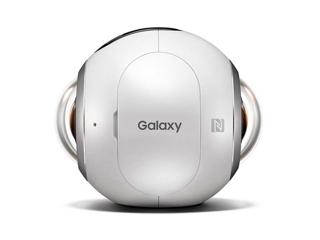 サムスン、3840×1920に対応した360度カメラ「Gear 360」 - 価格.com