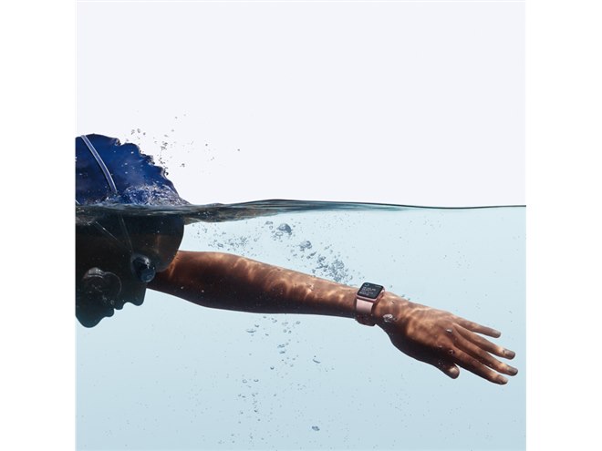 アップル、耐水50mでGPS内蔵になった「Apple Watch Series 2」 - 価格.com