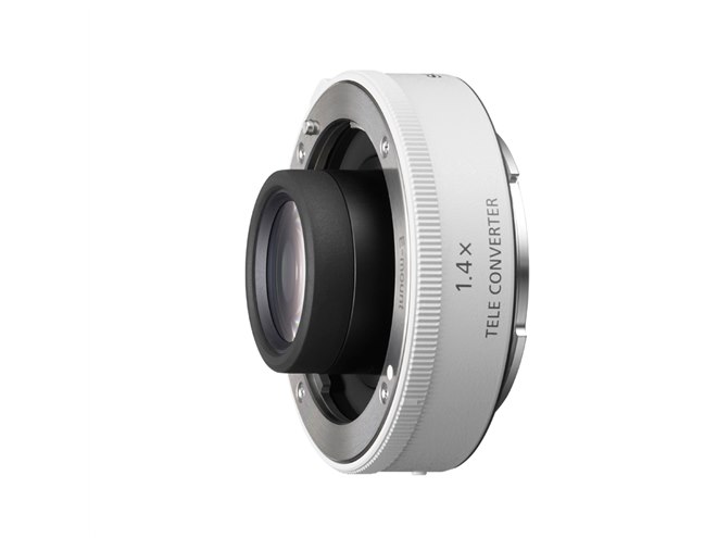 SONY Eマウント FE 70-200mm F2.8 GM OSS ソニー「FE 70-200mm F2.8 GM OSS」の発売日・価格が決定 - デジカメ Watch