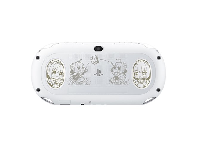 ソニー、PlayStation4/PS Vitaに「Fate/EXTELLA」刻印コラボモデル