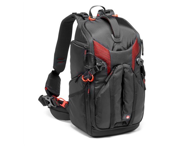 マンフロット、バックパックやスリングなど3つのスタイルで使える