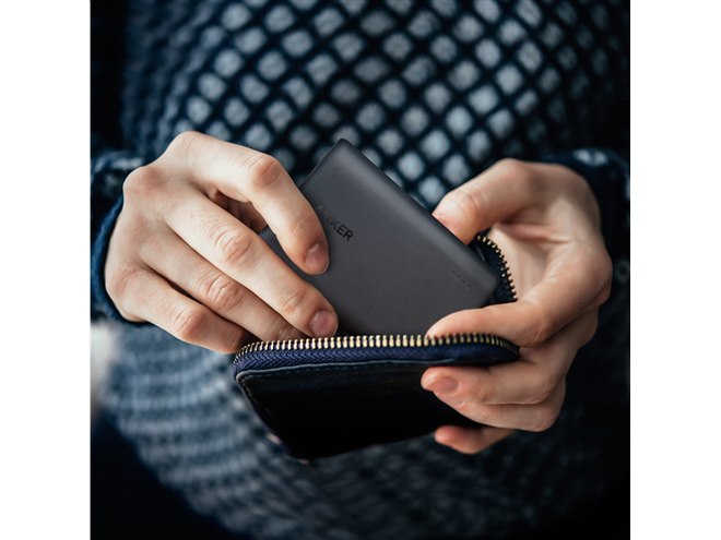 Anker、2,999円でQuick Charge 3.0対応ポケットサイズの10000mAh