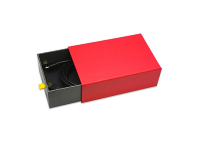 ミニファミコン」と一緒に！ どうみても「ディスクシステム」な収納