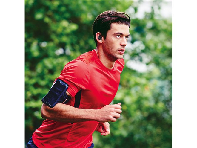 Jabra、完全ワイヤレス型の防水Bluetoothイヤホン「Jabra Elite Sport