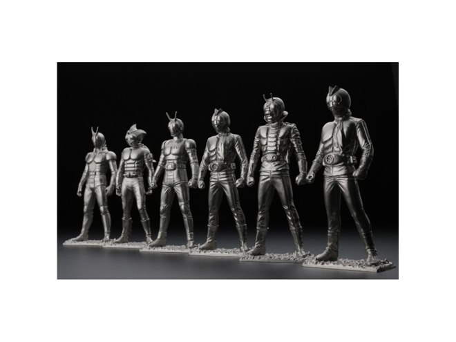 全長12cmのメタル仮面ライダーが付属、フィギュア付きマガジン創刊