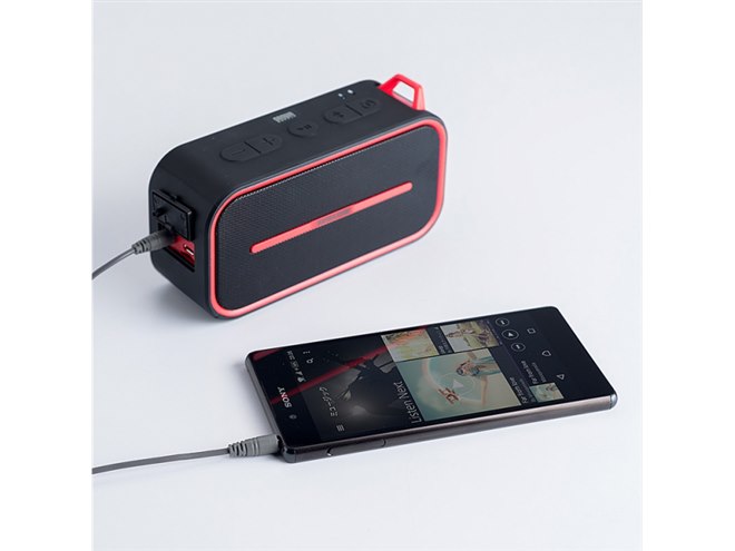 サンワ、パッシブラジエーターを搭載した小型・防水Bluetooth