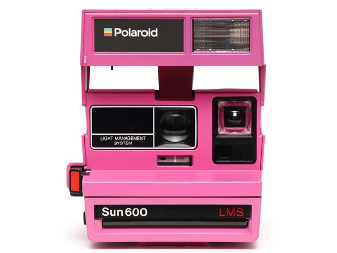 状態のよいパーツで組み上げ、カラフルなBOX型カメラ「POLAROID 600