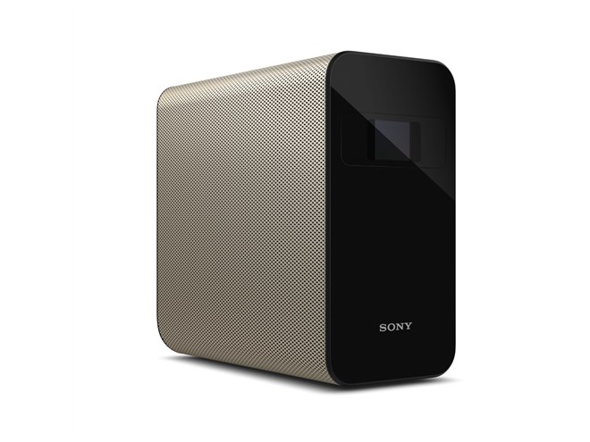 ソニー、壁や机に写した画面をタッチ操作できる「Xperia Touch」6/24