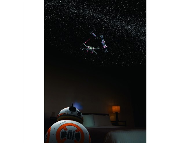 スター・ウォーズの「R2-D2」と「BB-8」の形をした家庭用