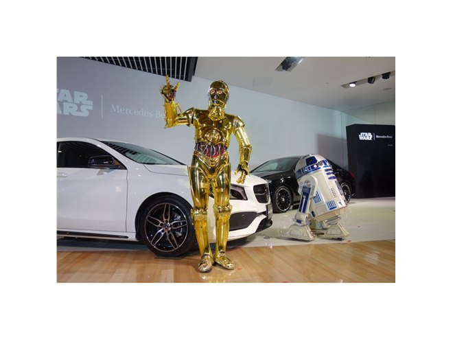 メルセデス・ベンツが『スター・ウォーズ』とコラボした「CLA」を発表