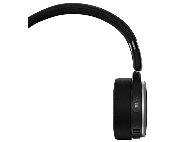 AKG、初のBluetooth対応ノイズキャンセリングヘッドホン「N60NC