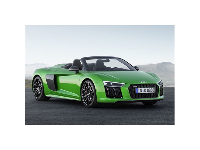 アウディが「R8スパイダーV10プラス」を発表 - 価格.com