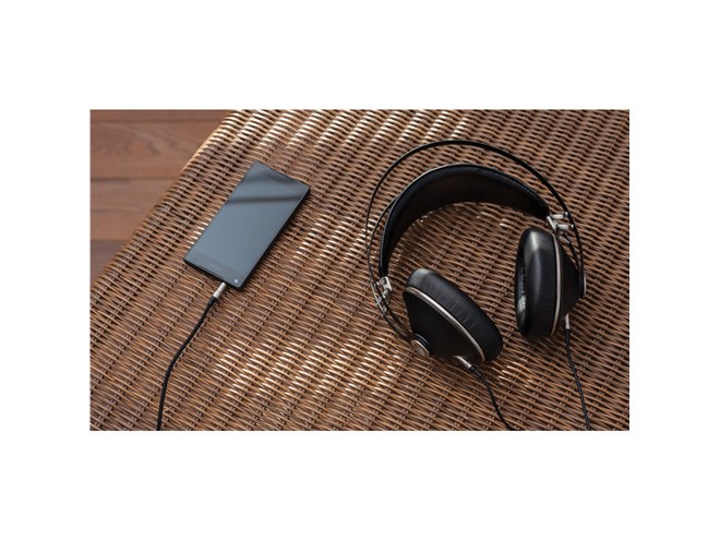 Meze、漆黒の“coal black”テクスチャー加工を施した「99 Neo」 - 価格.com