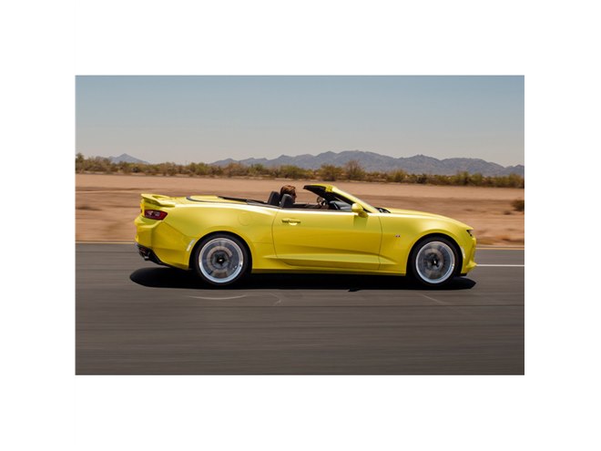 GMジャパン、新型「シボレー・カマロ」を11月に発売 - 価格.com