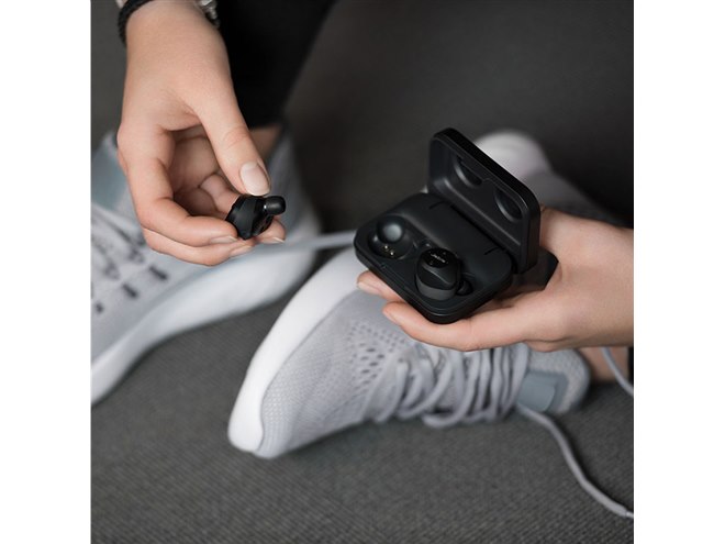 Jabra、駆動時間が4.5時間になった左右分離型イヤホン - 価格.com