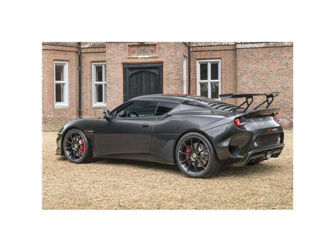 最高出力436psの「ロータス・エヴォーラGT430」登場 - 価格.com