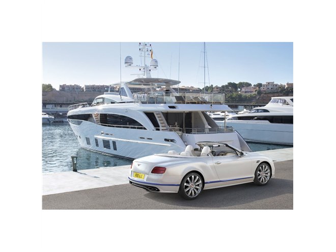 世界限定30台、「ベントレー・コンチネンタルGTコンバーチブル」に特別