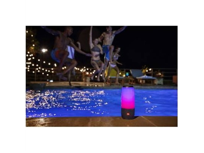 JBL、防水対応のBluetoothイルミネーションスピーカー「JBL PULSE 3