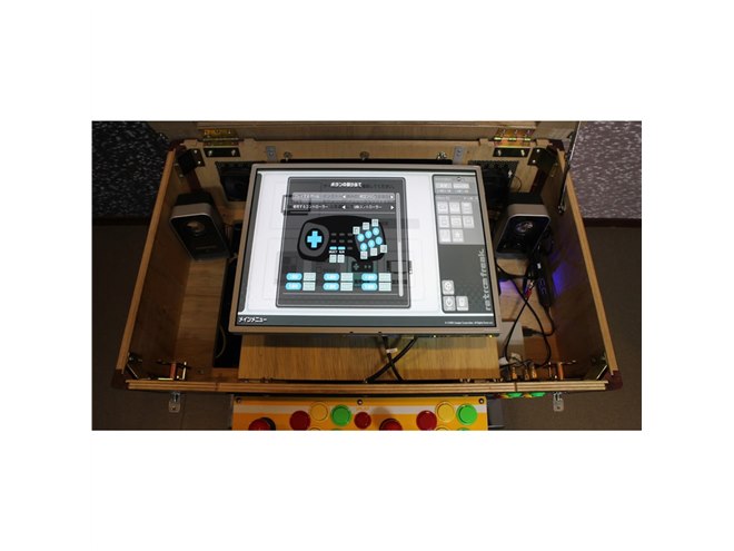 レトロゲーム互換機「レトロフリーク」内蔵のテーブル筐体が9台限定