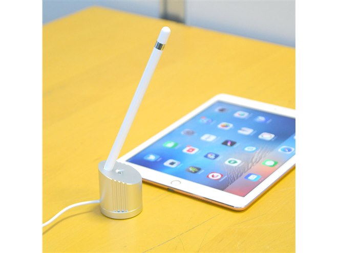 サンコー、Apple Pencilを挿して充電する「ペン立て型充電