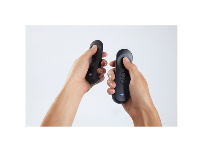 Carl ZEISS  VR   未使用 Amazon | VR ONE Plus [カールツァイス スマートフォン対応型VR