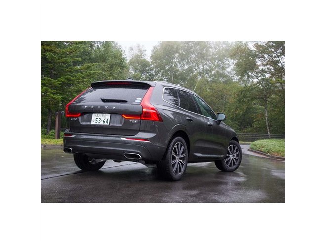 ボルボ、「XC60」をフルモデルチェンジして発売 - 価格.com